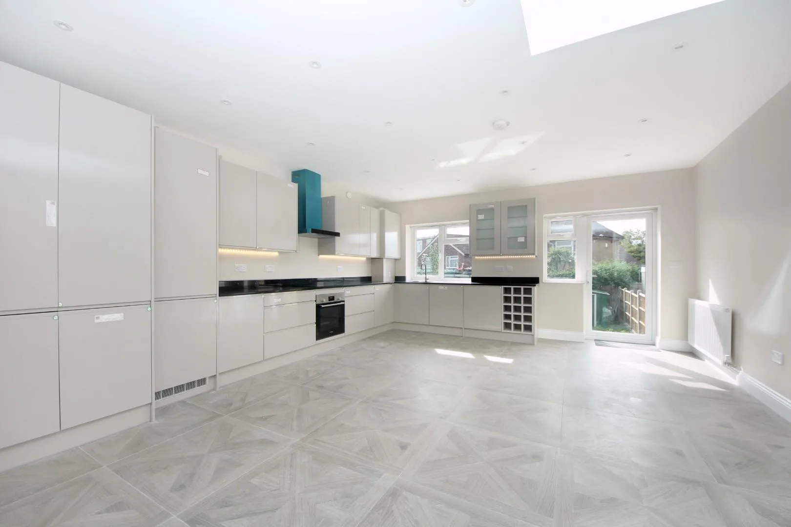 Flat Bridgewater Road in Greater London