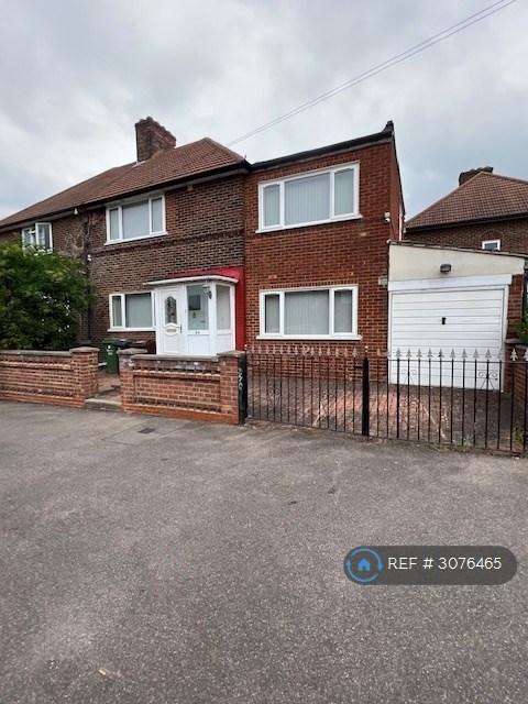 Room Goresbrook Road in Greater London