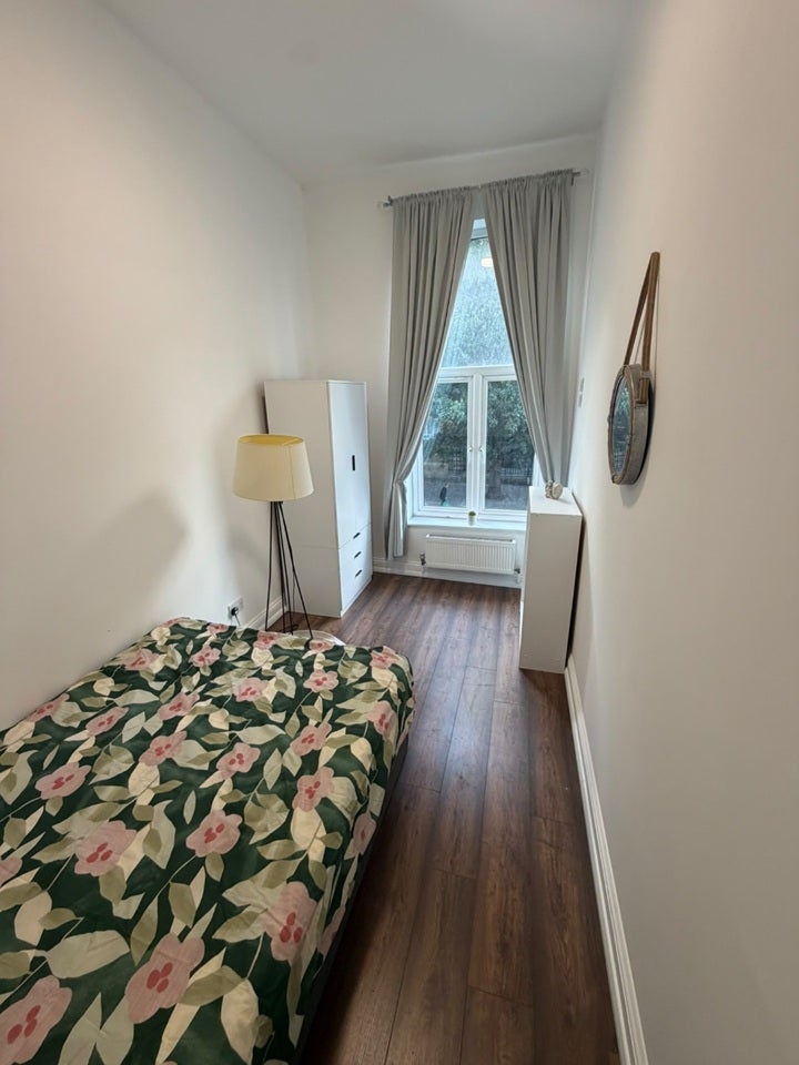 Flat Harrow Road in City of Westminster