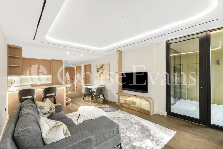 Flat Dean Street in City of Westminster