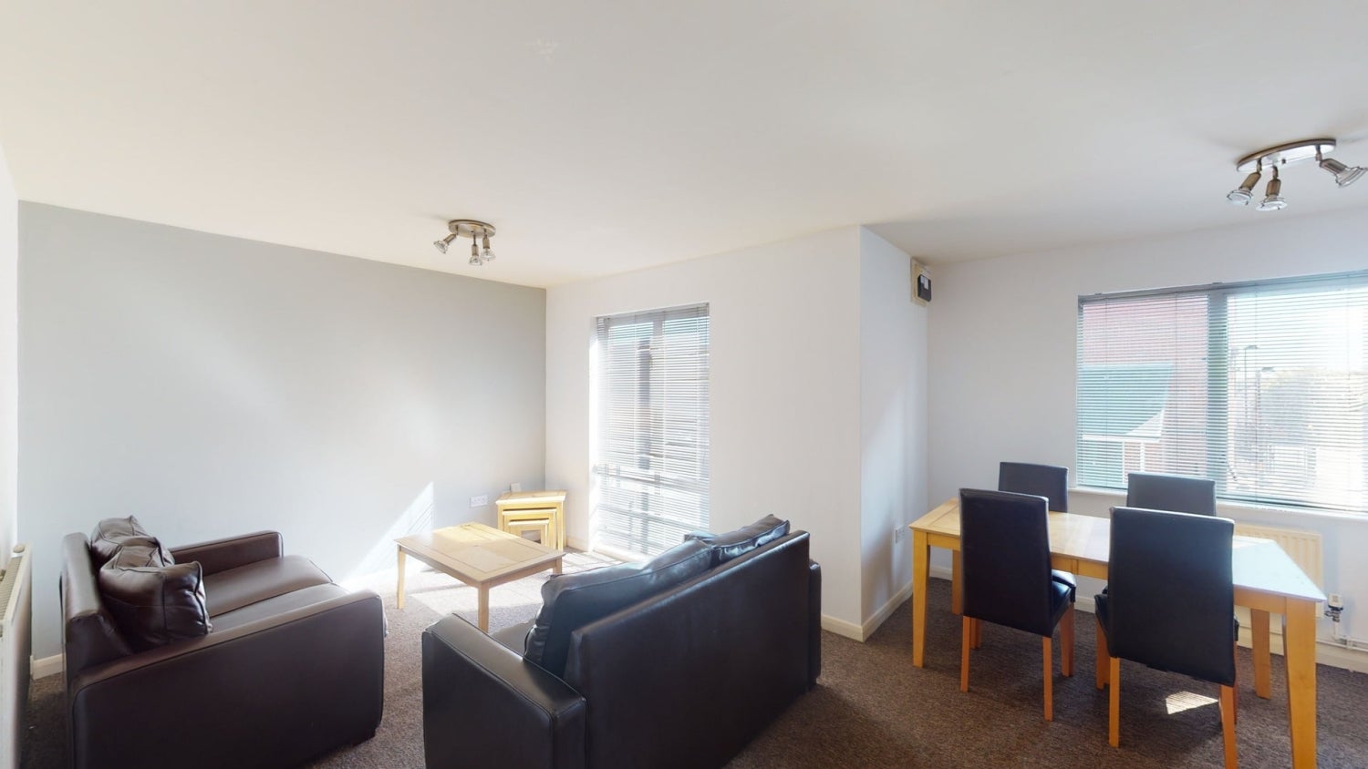 Flat Russell Street in Nottingham