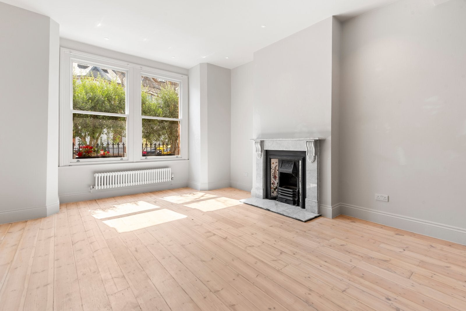 House Felden Street in Greater London