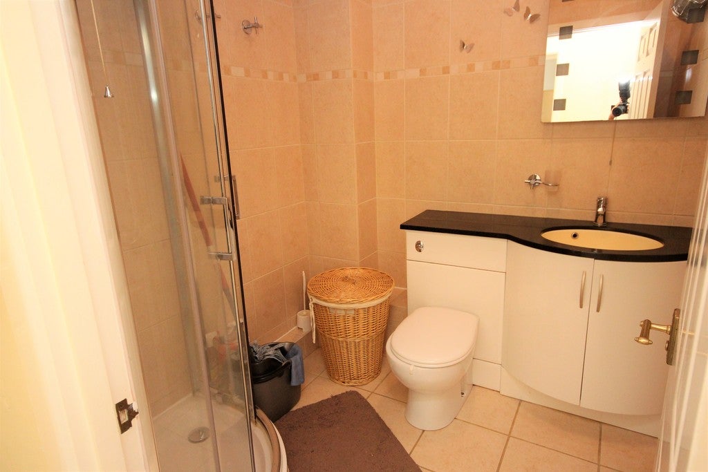 Flat Durley Gardens in Bournemouth