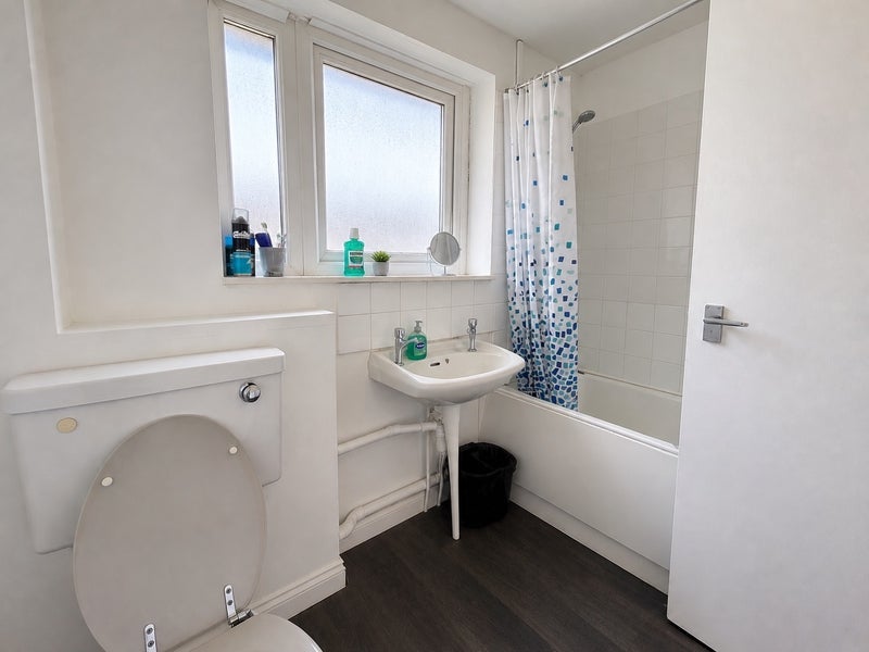 Room Berrington Walk in Bolton