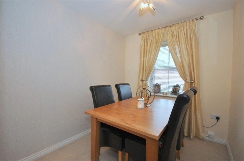 House Rose Hill Way in Mawsley
