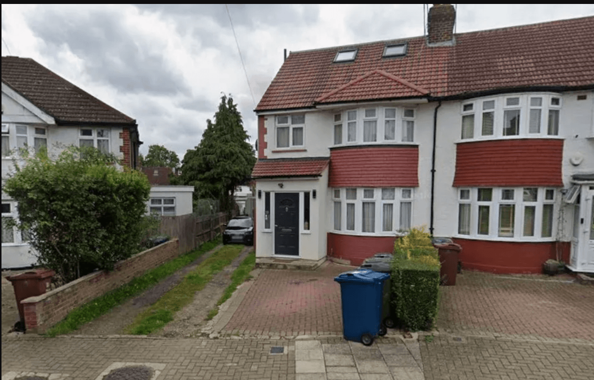 Flat Southdown Crescent in Greater London