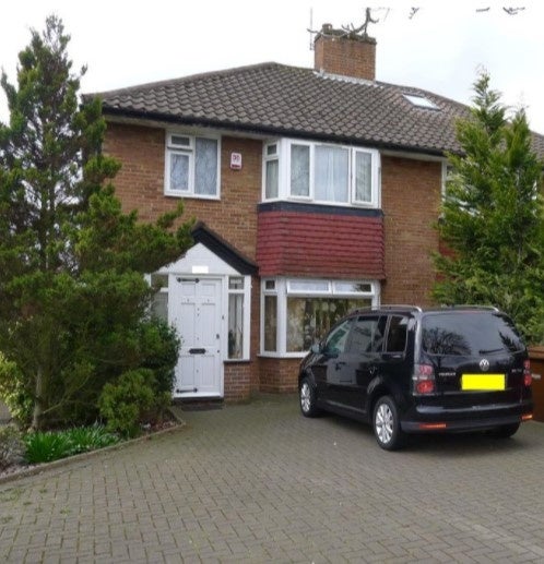 House Kenton Lane in Greater London