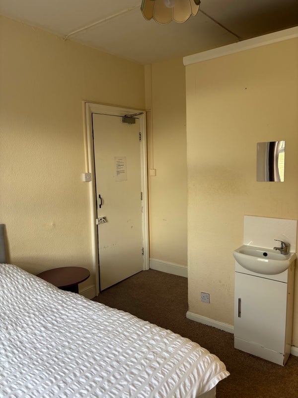 Room Blackheath Hill in Greater London