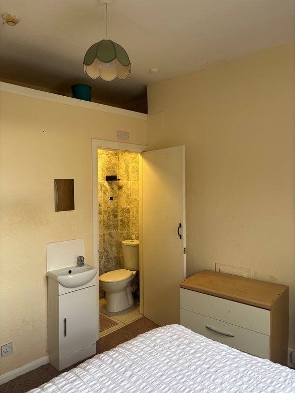 Room Blackheath Hill in Greater London