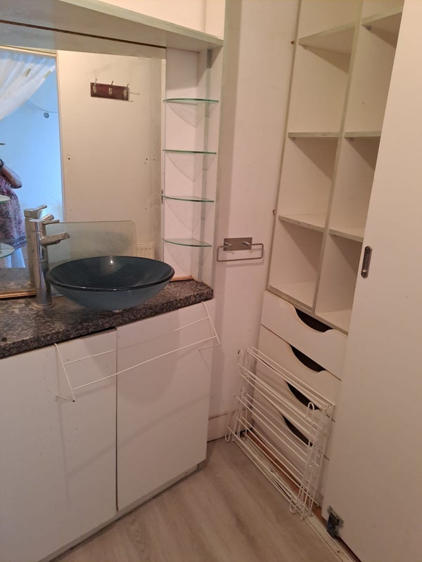 Room Vivian Avenue in Greater London