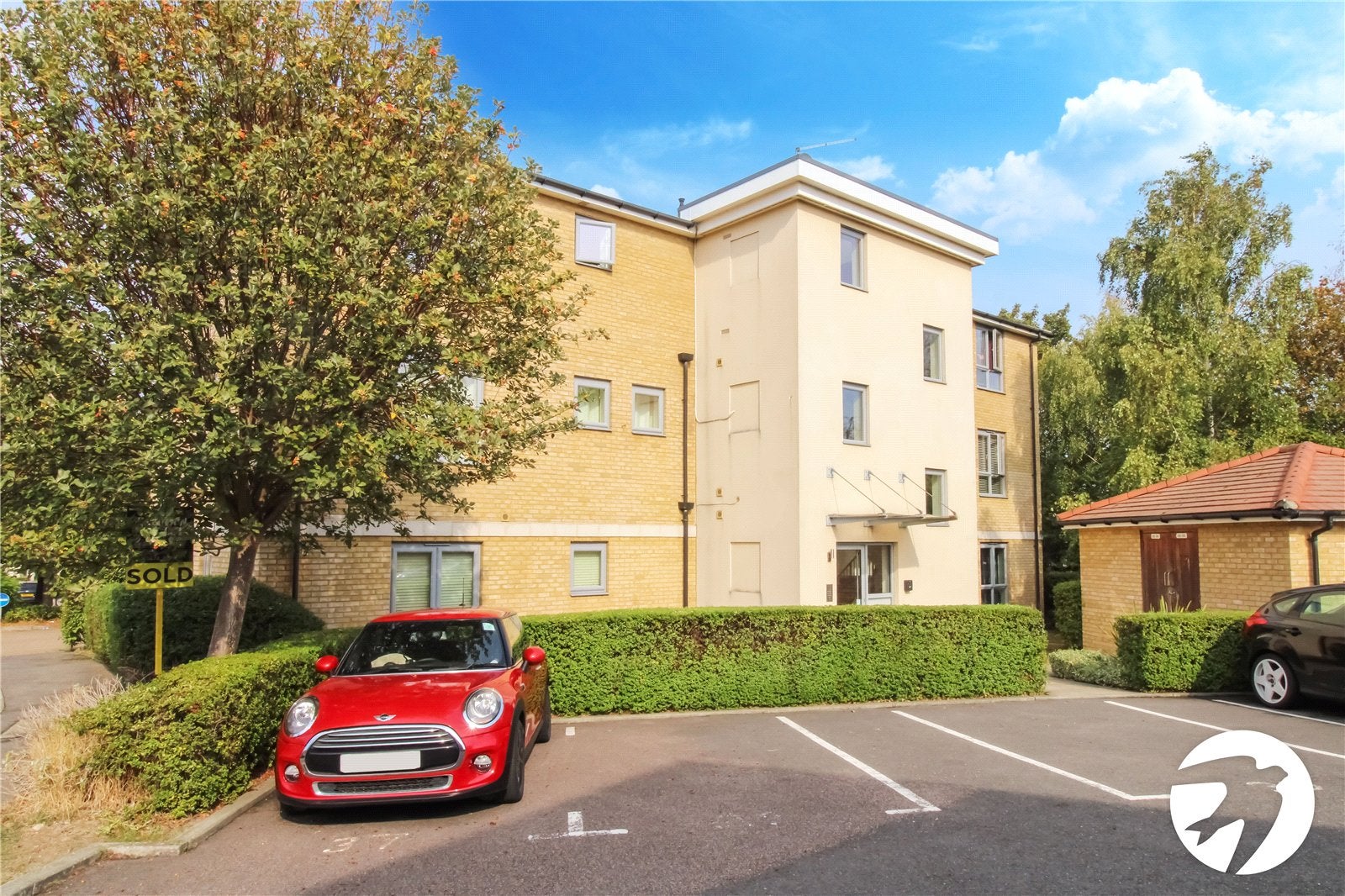 Flat Bonham Way in Gravesham