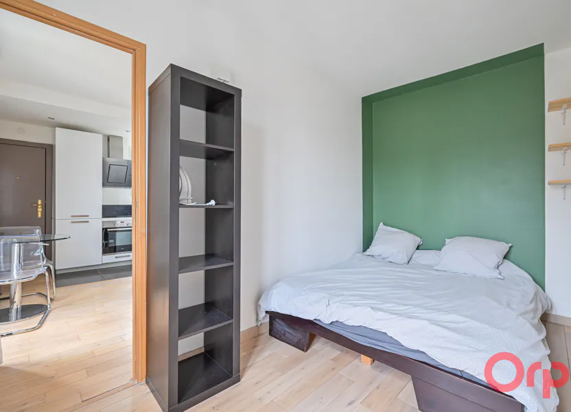 Flat Rue Curton in Clichy