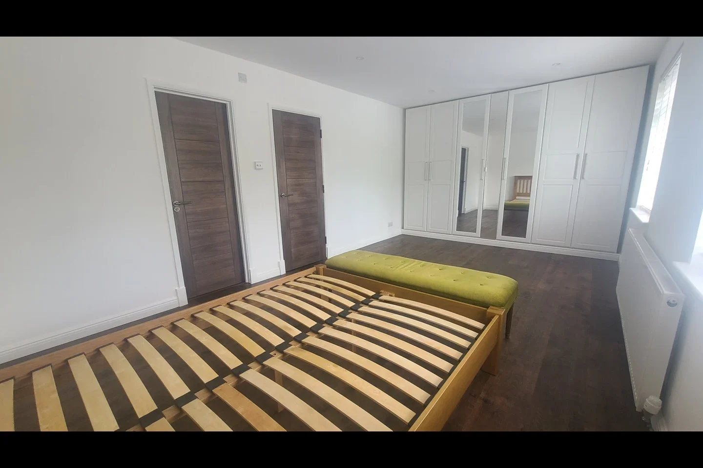 Room North Road in Crawley