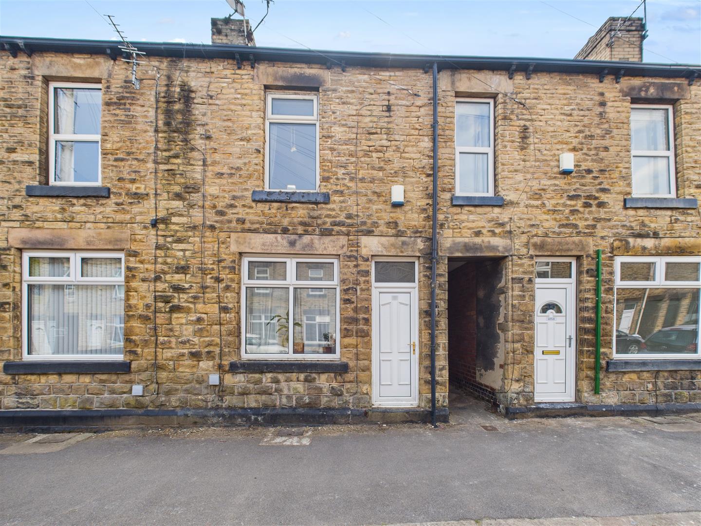 House Longfield Road in Sheffield