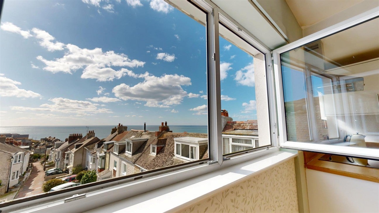 Flat Fortuneswell in Fortuneswell