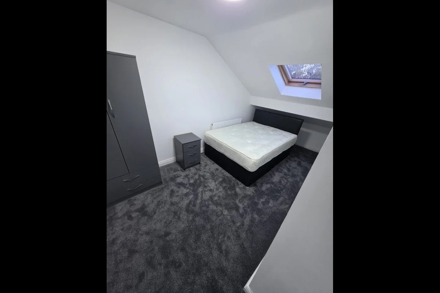 Room Grafton Grove in Birmingham