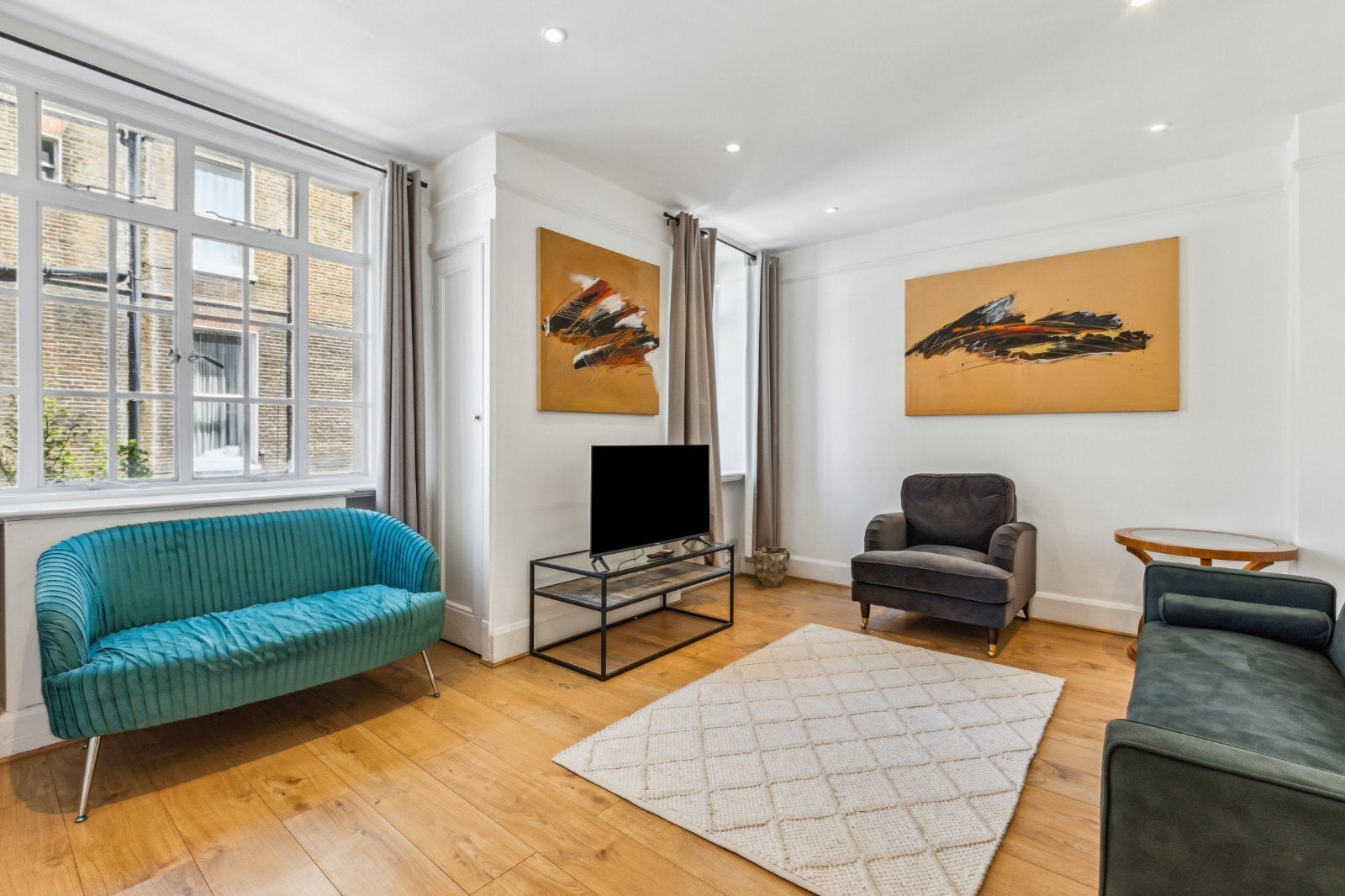 Flat Seymour Street in City of Westminster