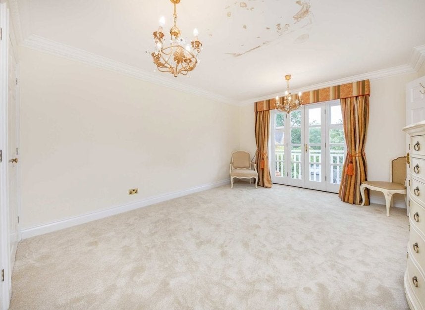 House Devey Close in Greater London