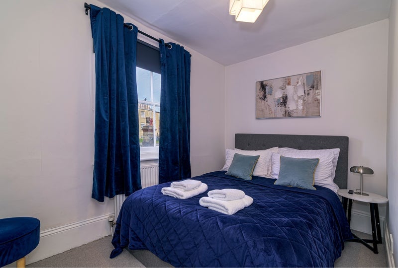 Room Henniker Mews in Greater London