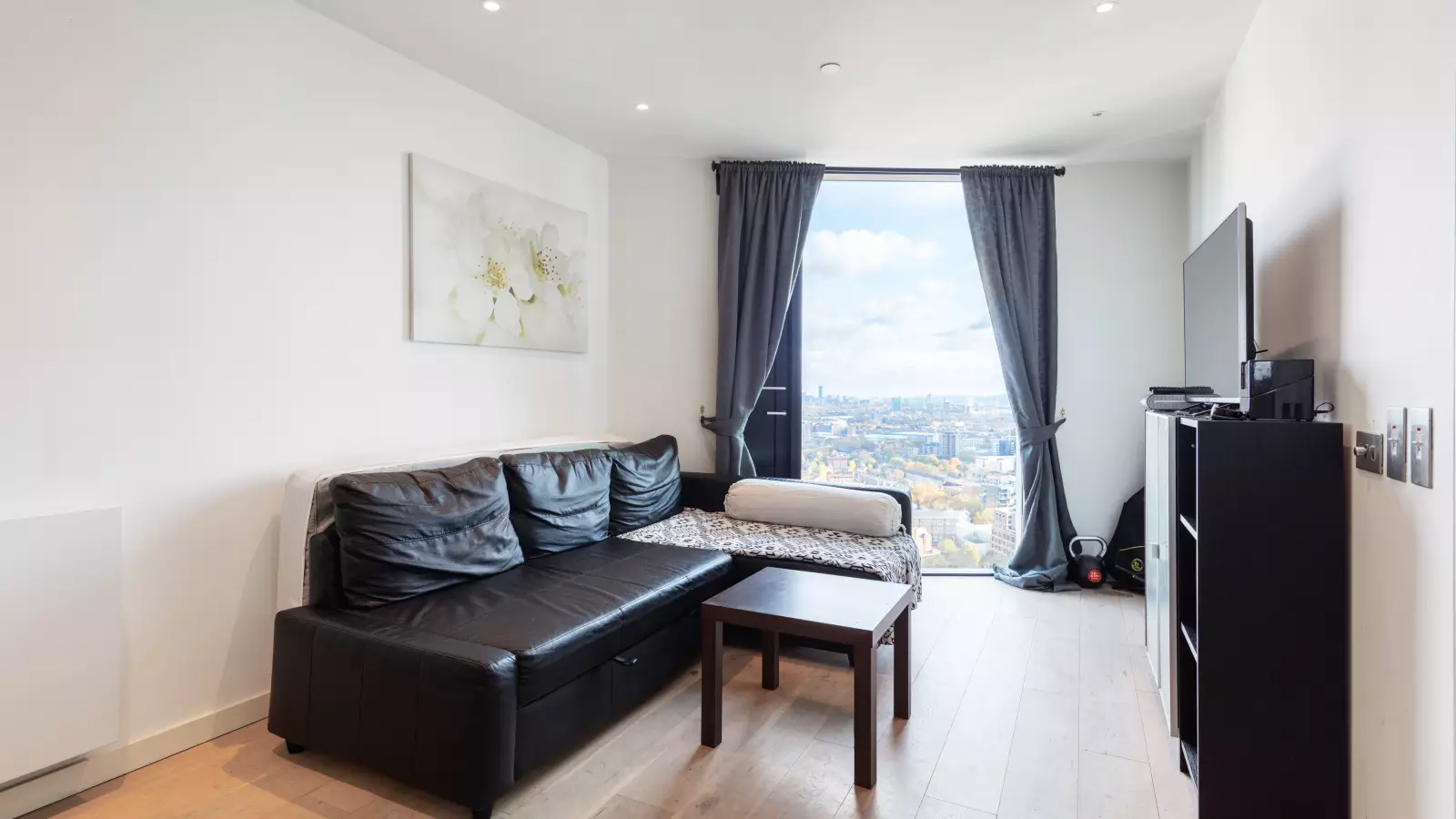 Flat Walworth Road in Greater London