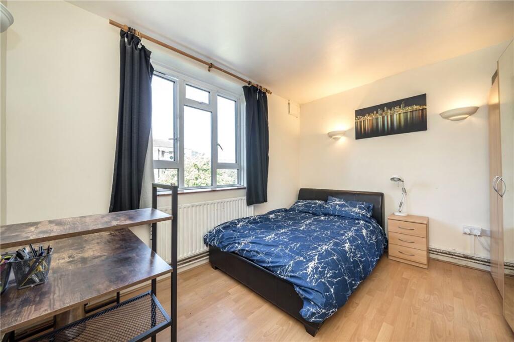 Flat Tyers Terrace in Greater London