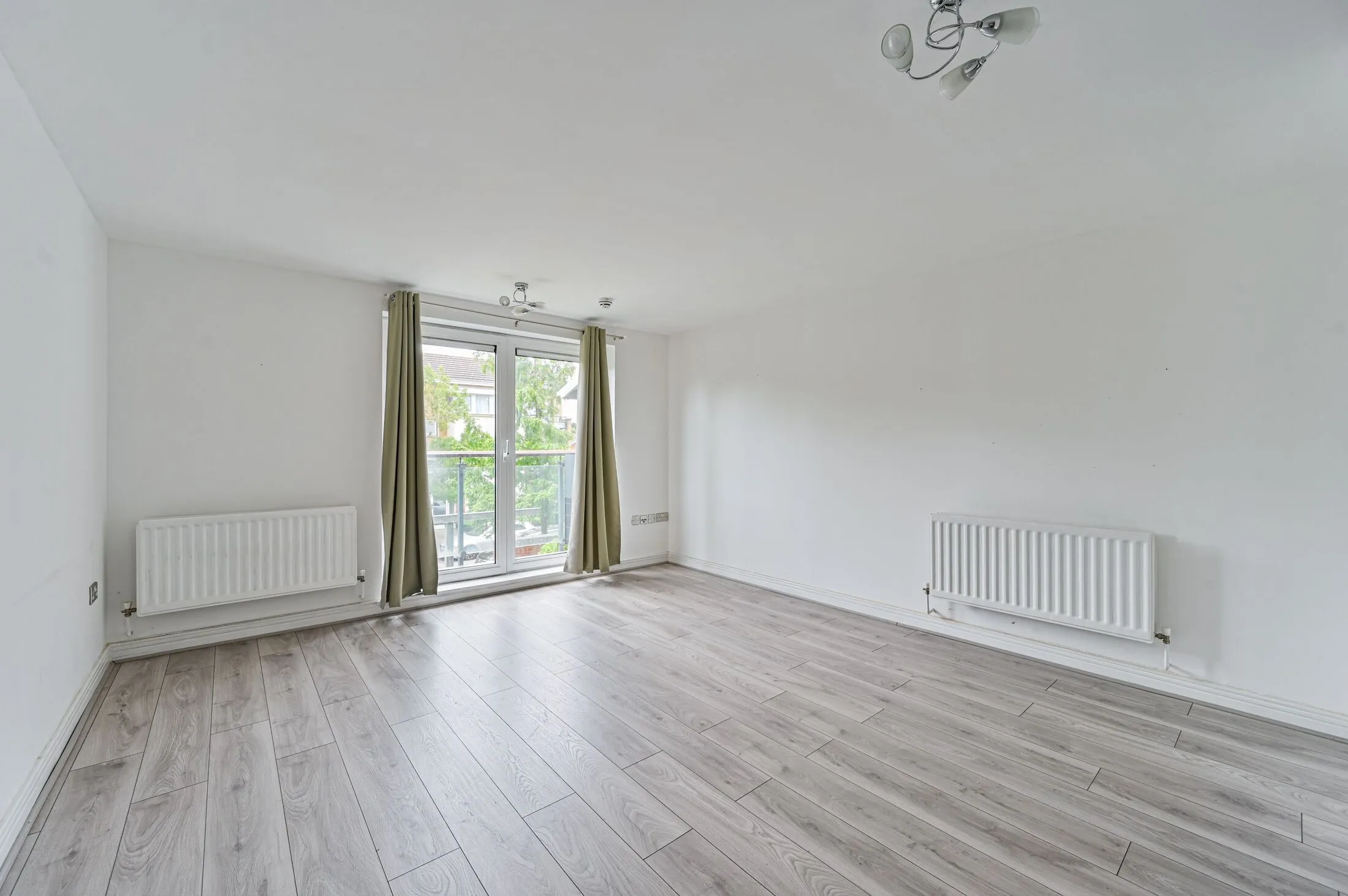 Flat Erebus Drive in Greater London