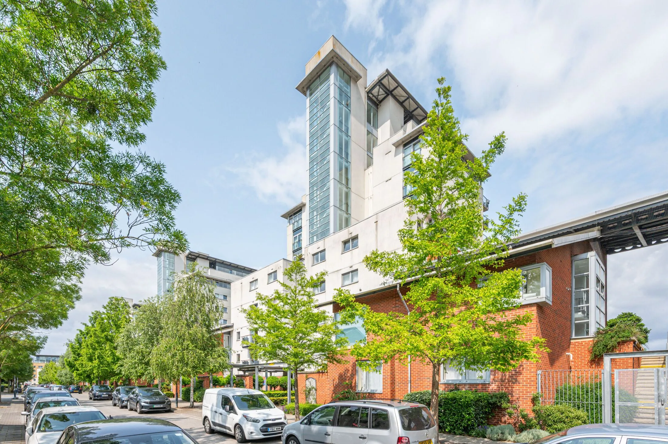 Flat Erebus Drive in Greater London