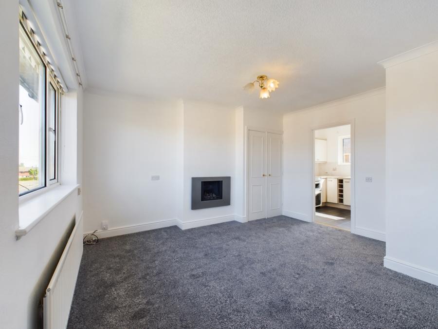 Flat Lyndhurst Gardens in Carlisle