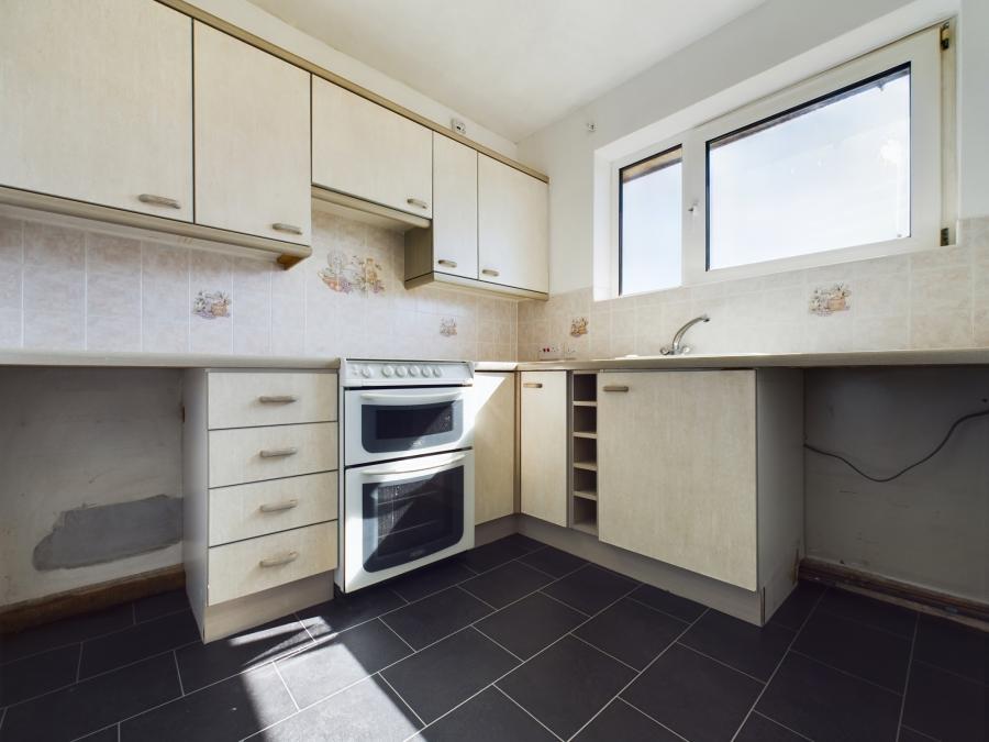 Flat Lyndhurst Gardens in Carlisle