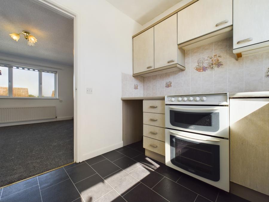 Flat Lyndhurst Gardens in Carlisle