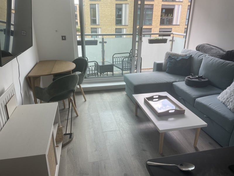Room Eltringham Street in Greater London