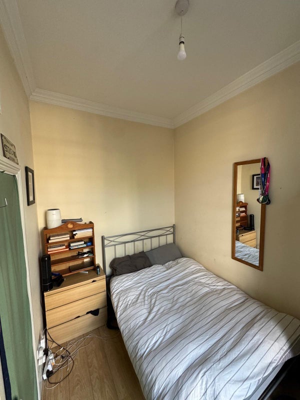 Room Upper Street in Greater London