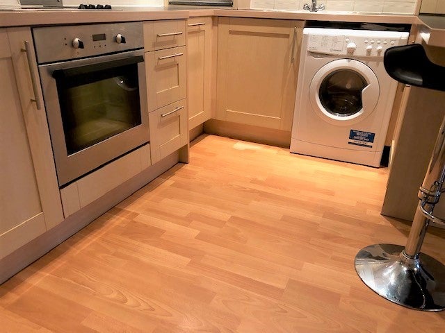 Flat Brackenhurst Place in Leeds