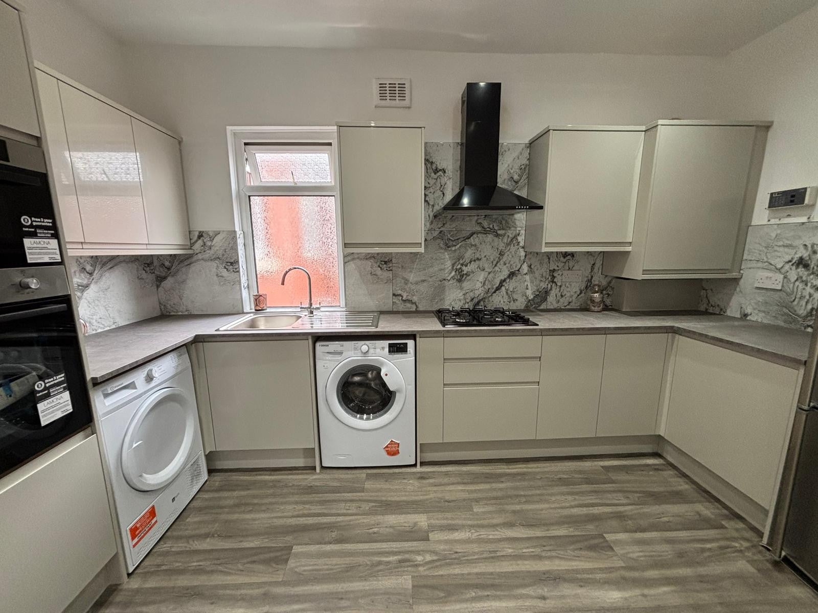 Flat Deepdale Road in Preston