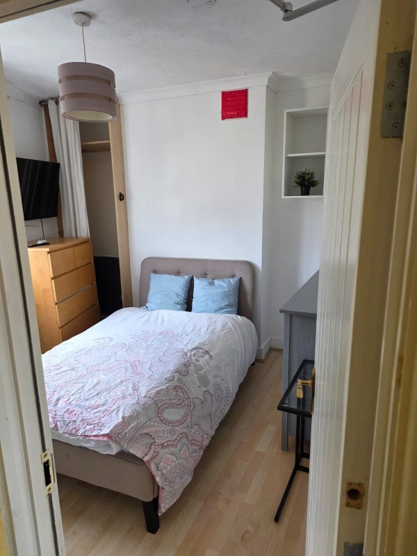 Room Coldbath Street in Greater London