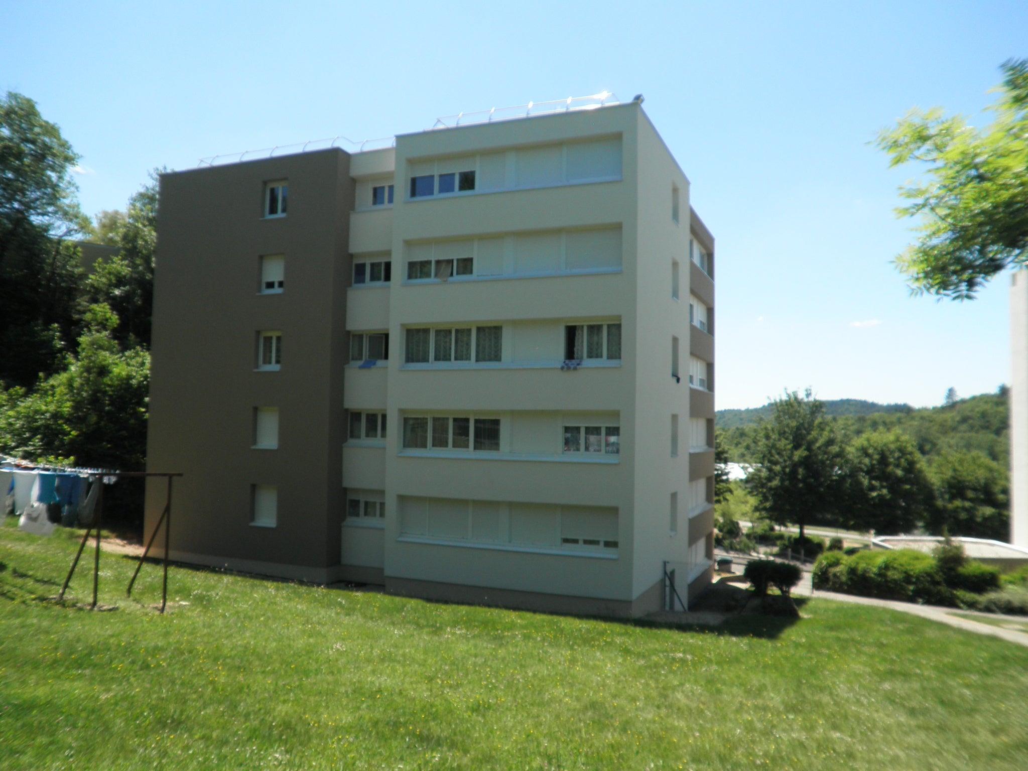 Appartement Place de la Mairie à Arbent