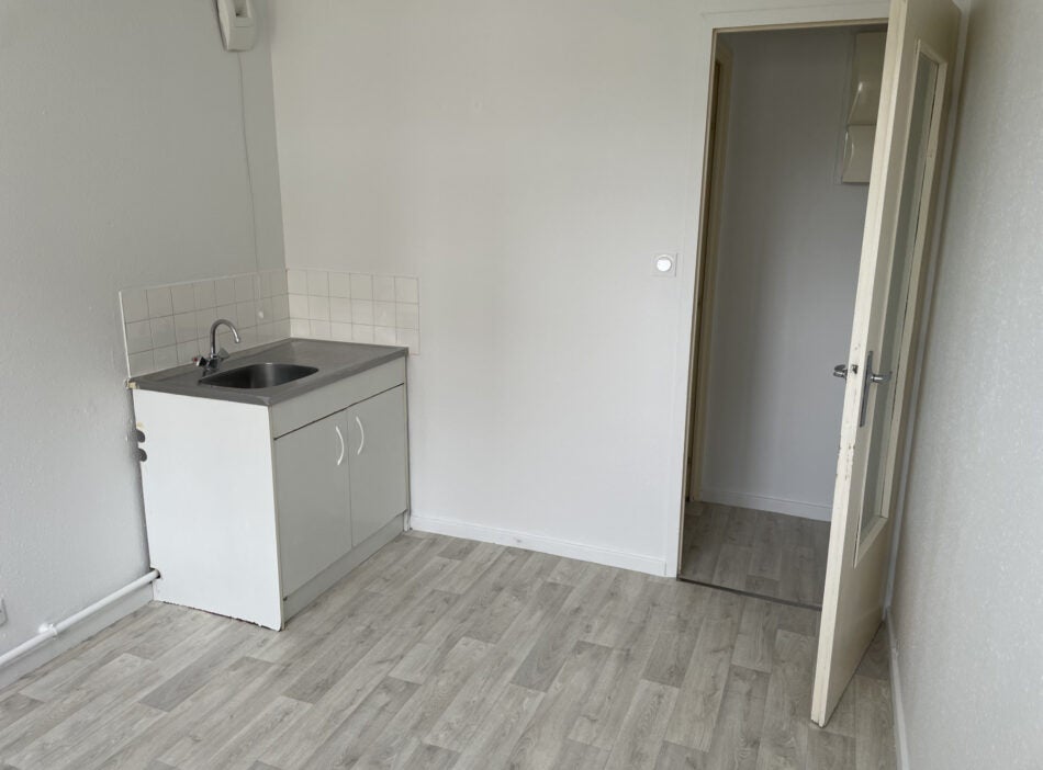 Appartement Place de la Mairie à Arbent