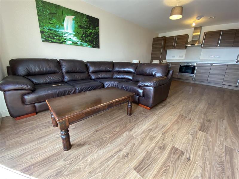 Flat Sillavan Way in Salford