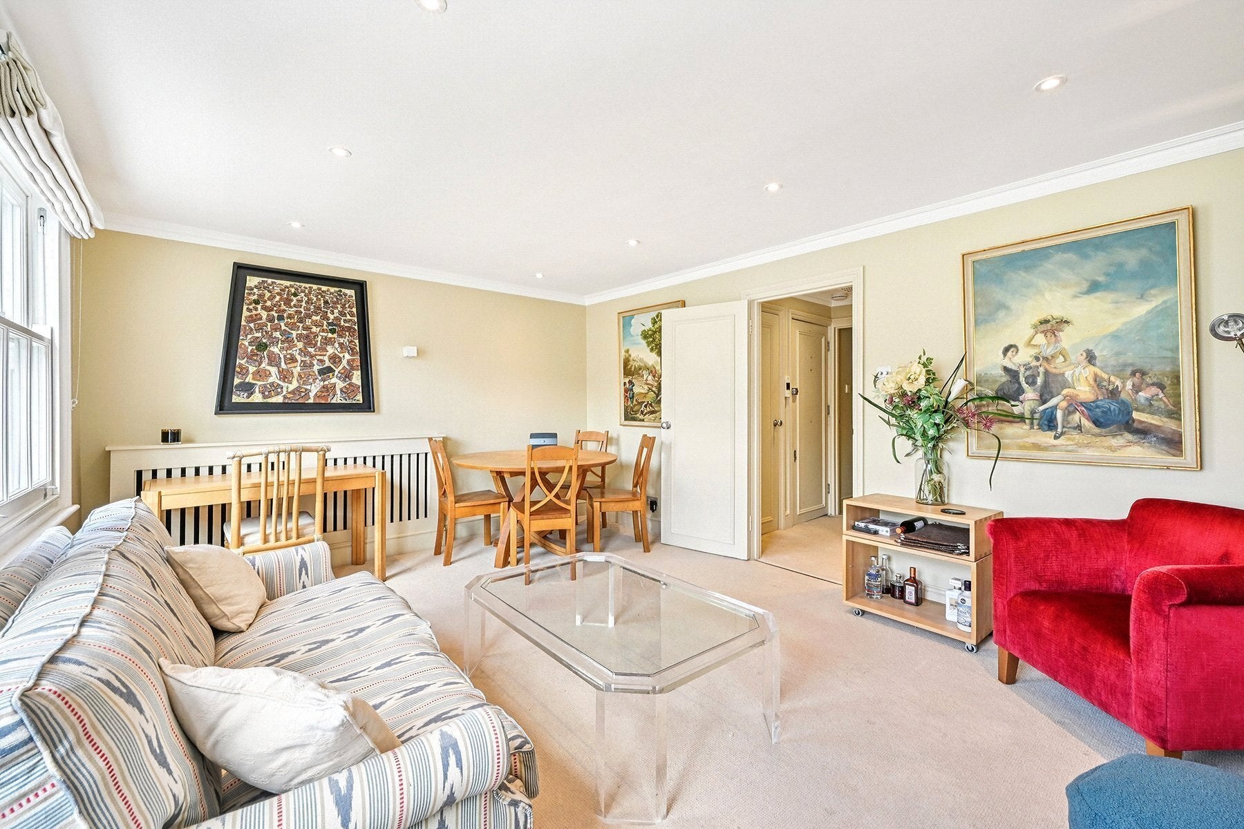 Flat Ebury Street in City of Westminster