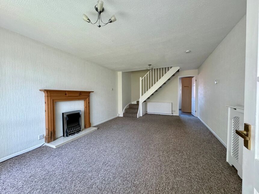 House Cranwell Drive in Killingworth