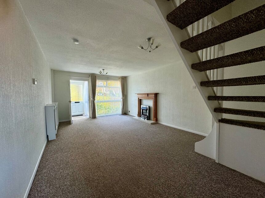 House Cranwell Drive in Killingworth