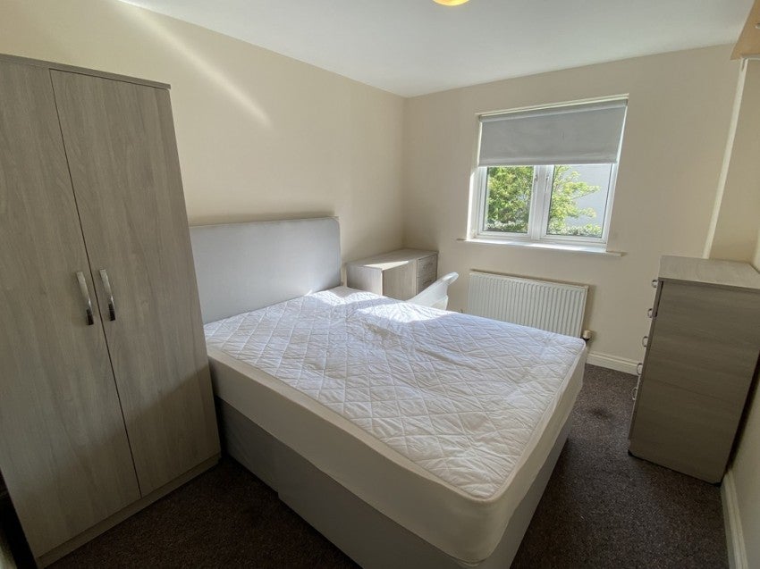 Flat Portswood Road in Southampton