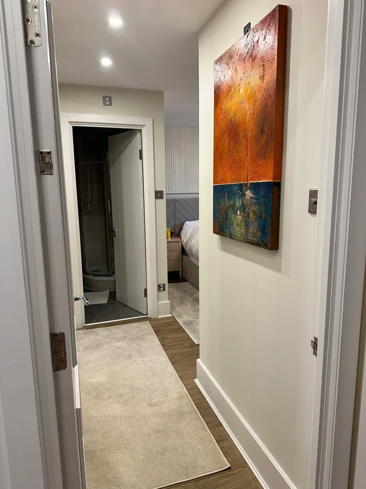 Flat Bridgefoot in Greater London