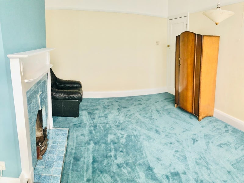 Room Springfield Avenue in Greater London