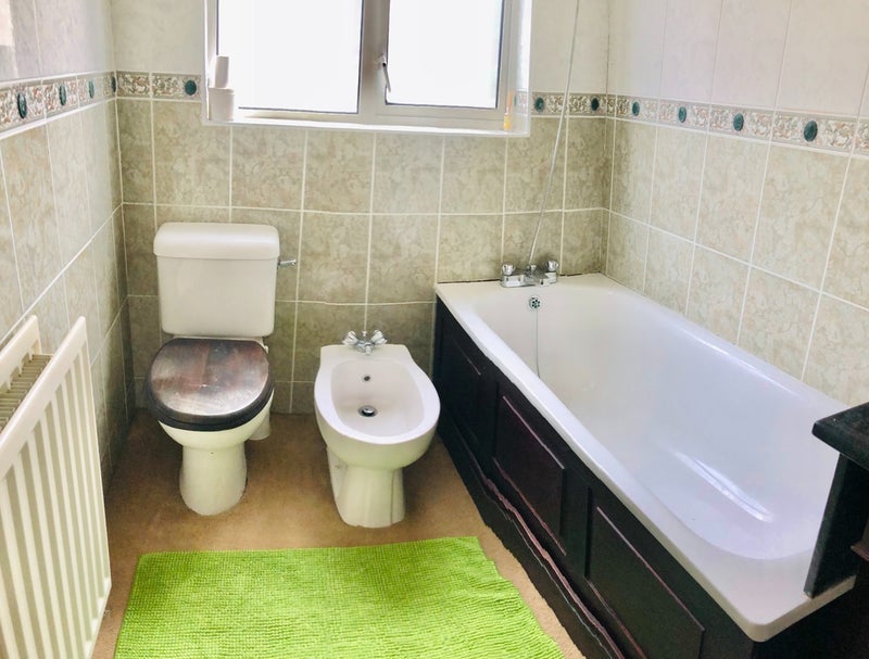 Room Springfield Avenue in Greater London