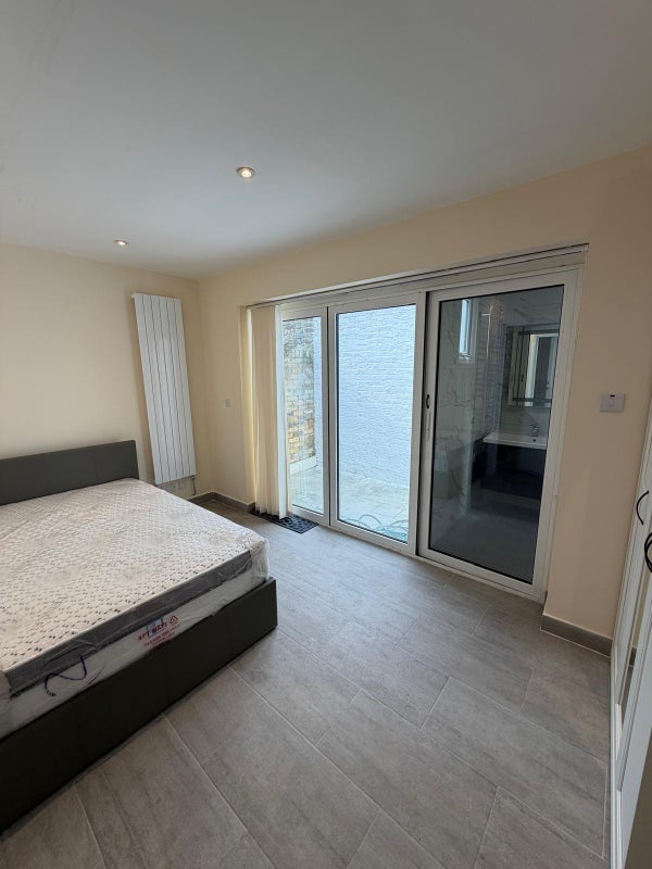 Room Oakley Place in Greater London