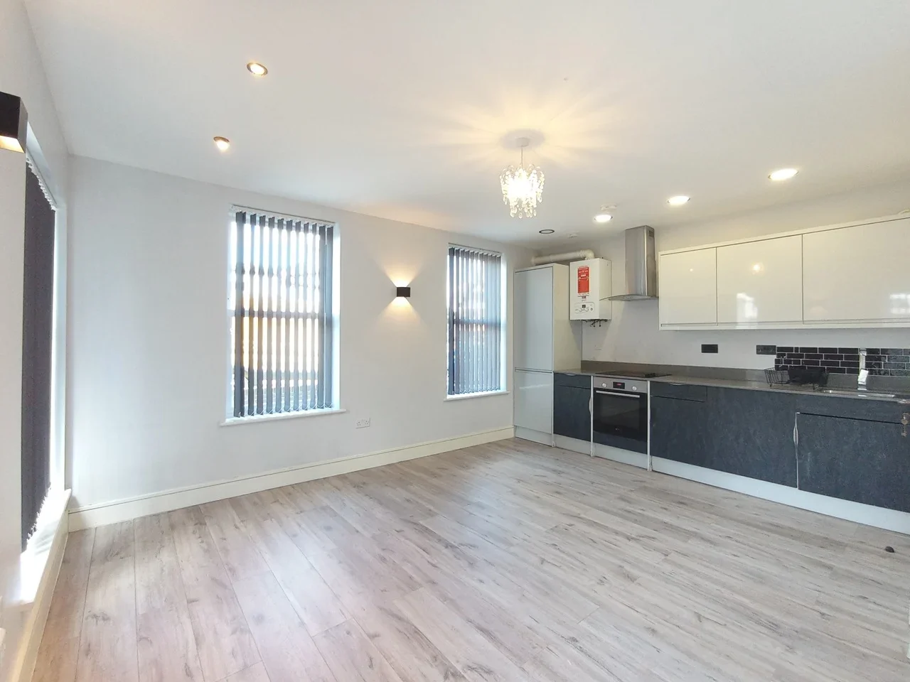 Flat Henry Road in Greater London