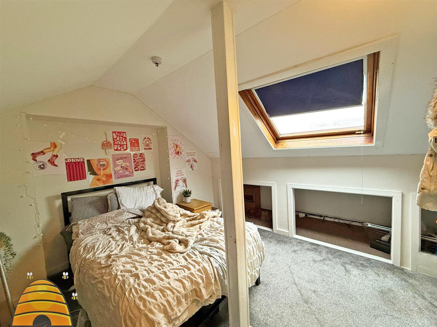 Flat Ashfield Road in Manchester