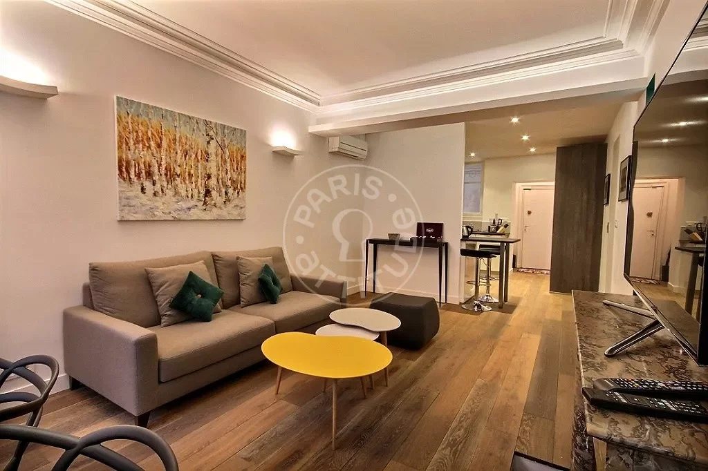 Appartement Rue Saint-Roch à Paris