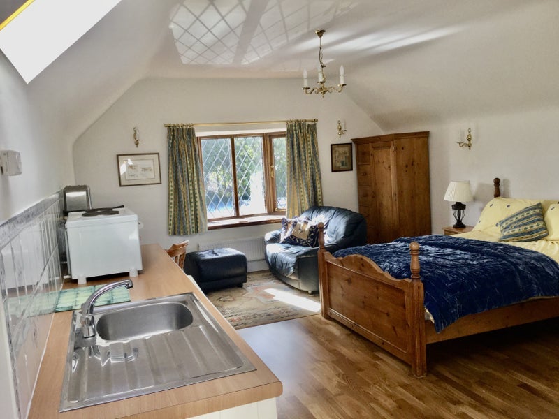 Room Silverdale Gardens in Rugby